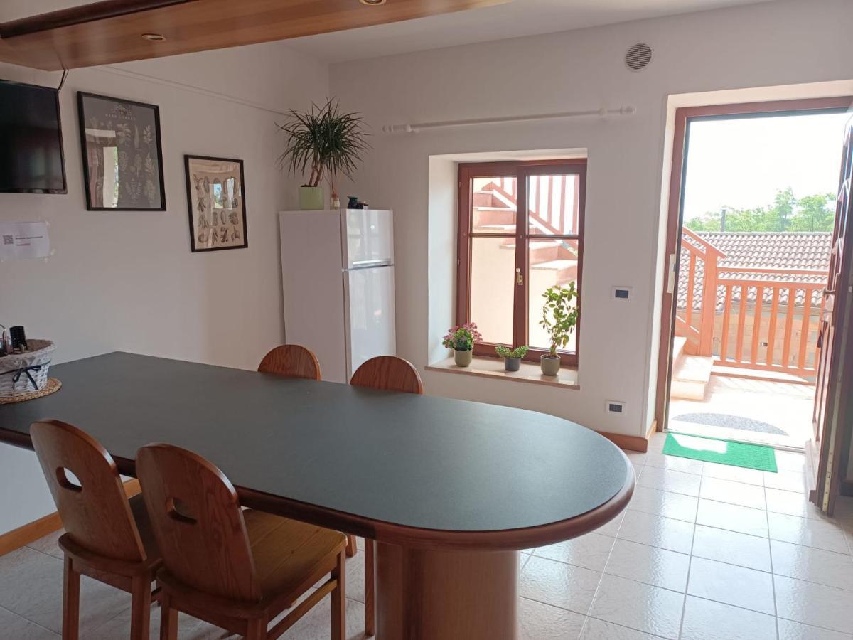 Casa Vacanze Lavanda & Rosmarino Telve ภายนอก รูปภาพ